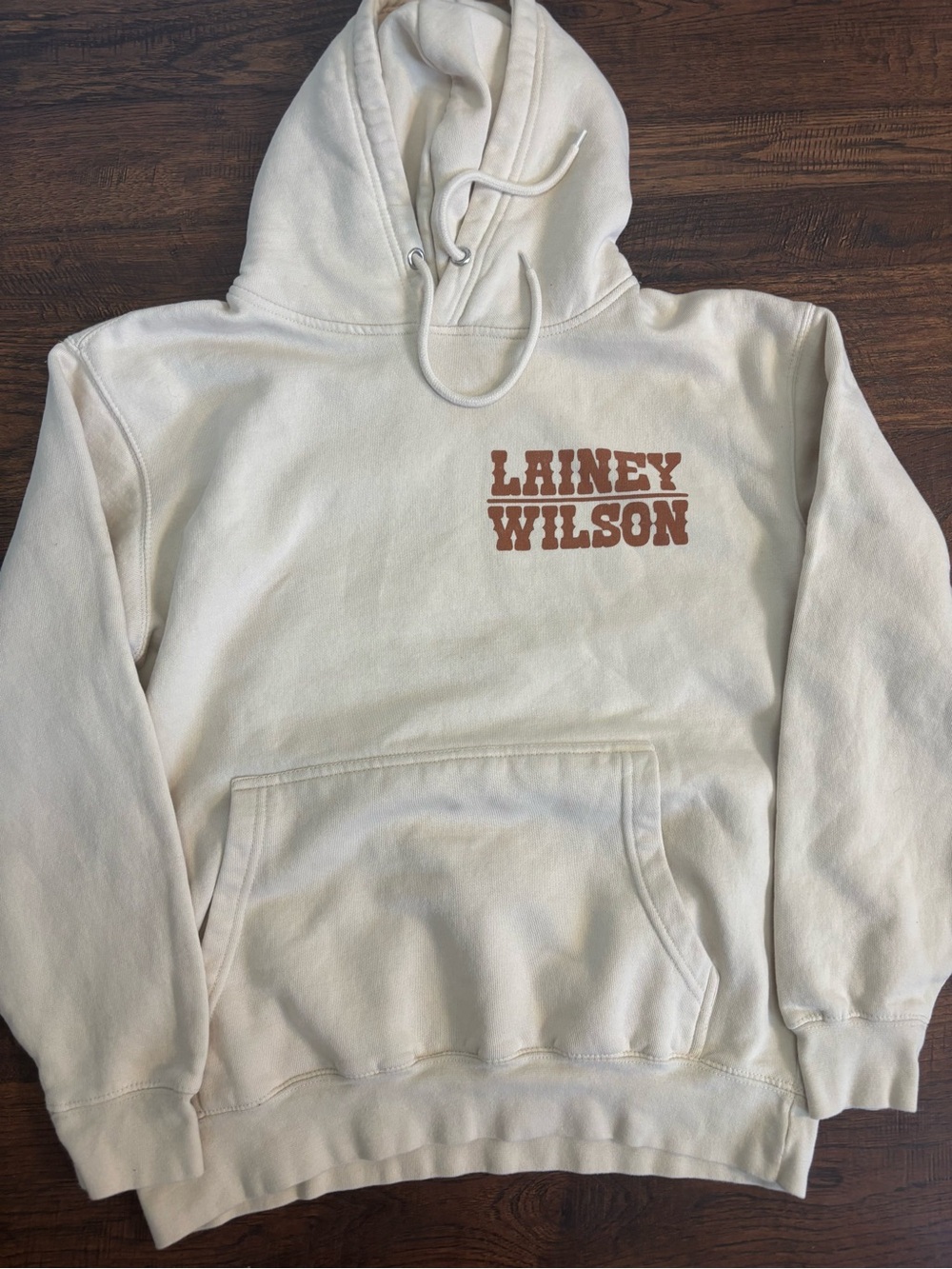 Lainey Wilson Exclusive Tan Hoodie Size MediumCountry Music Tour Merch Pullover - Picture 4 of 6